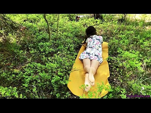 ❤️ Tinder 上的陌生人在樹林裡自慰我的陰部並熱情地亂搞 ❤❌ 俄羅斯色情 在我們 ﹏