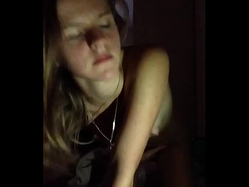 ❤️ 一個 女孩 自慰 和 cum ❤❌ 俄羅斯色情 在我們 ﹏